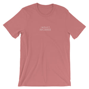 Mauve basic tee. Shop Moxie The Label for empowering tees with powerful and sassy statements. Slow fashion and sweatshop free. Wear it for the perfect oversized t-shirt outfit, tucked in for a bit of prep, or tied up for the cropped look.